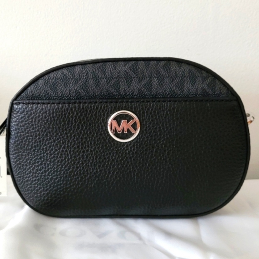 Michael Kors  Jet set Glam crossbody bag